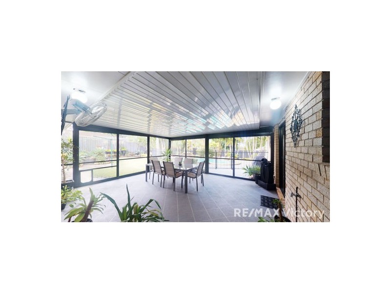 6 Hilltop Ct, Morayfield QLD 4506