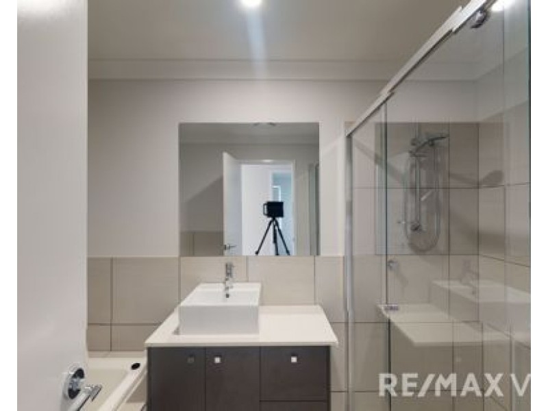 2/36 Paddington Street, Bellmere QLD 4510