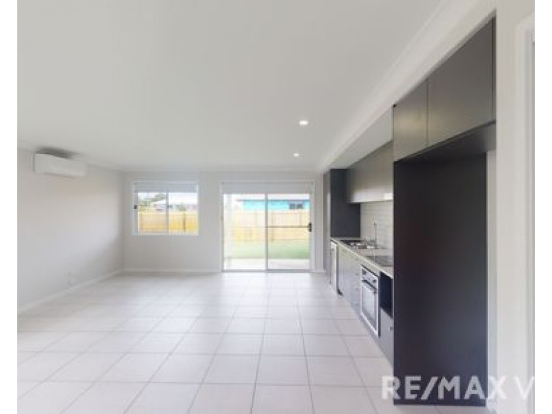 2/36 Paddington Street, Bellmere QLD 4510