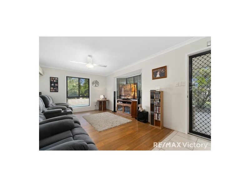 54 Columbia Drive, Beachmere QLD 4510