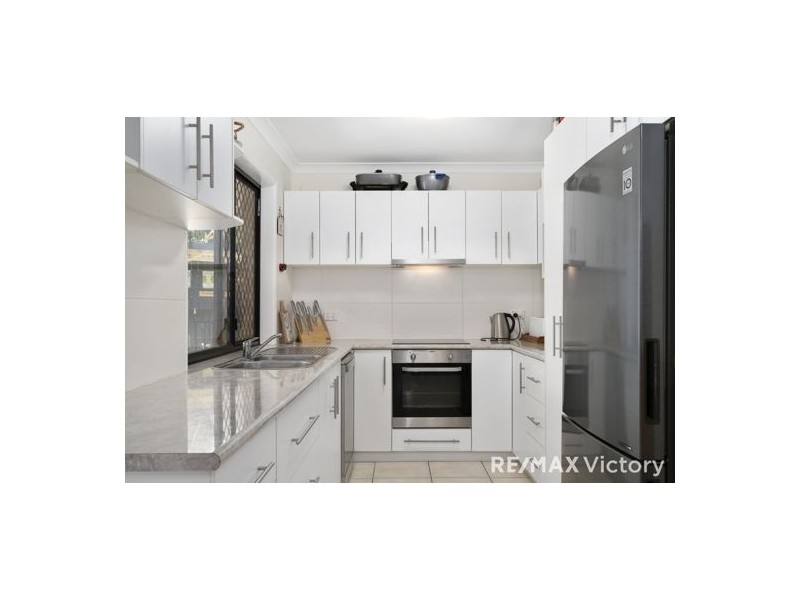 54 Columbia Drive, Beachmere QLD 4510