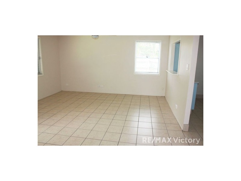27 Vievers Street, Caboolture QLD 4510