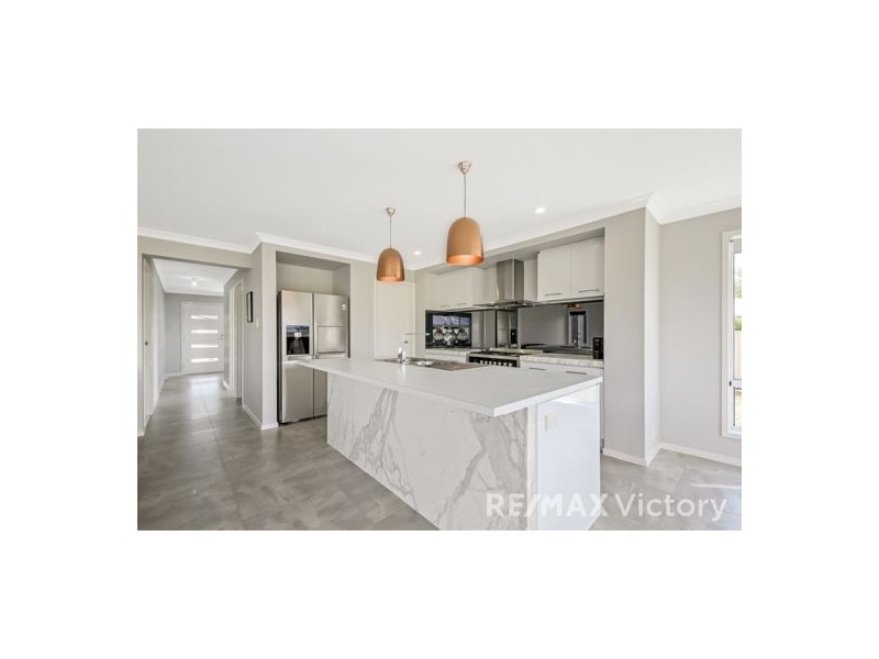 19 Waterbird Cres, Caboolture QLD 4510