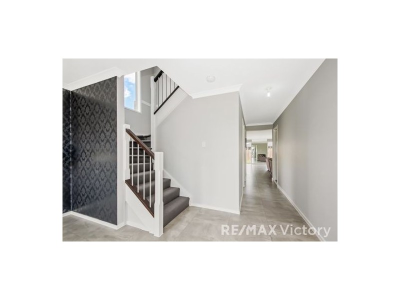 19 Waterbird Cres, Caboolture QLD 4510