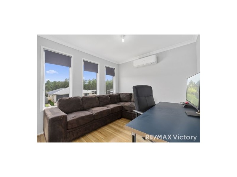 19 Waterbird Cres, Caboolture QLD 4510