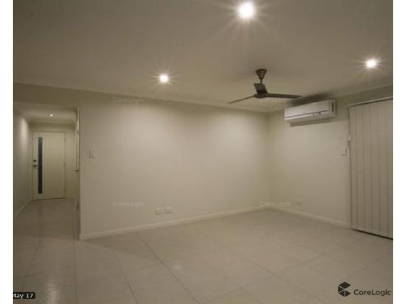 1/54 Sunflower Crescent, Upper Caboolture QLD 4510