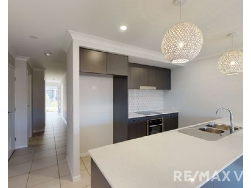 1/16 Figtree Circuit, Caboolture QLD 4510