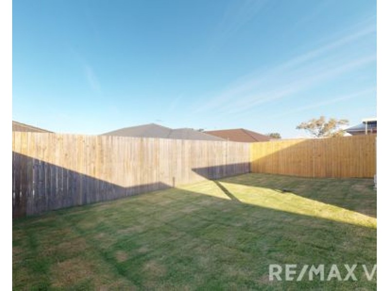 1/16 Figtree Circuit, Caboolture QLD 4510