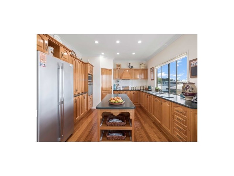 98 Esplanade, Toorbul QLD 4510