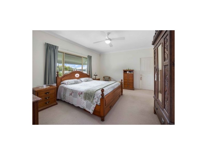 98 Esplanade, Toorbul QLD 4510