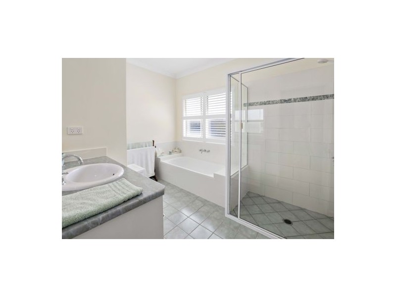 98 Esplanade, Toorbul QLD 4510