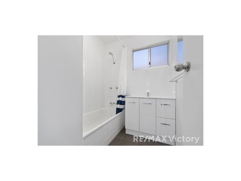 18 Moon Street, Caboolture South QLD 4510