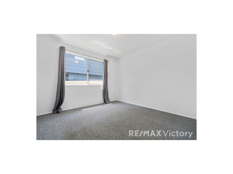 18 Moon Street, Caboolture South QLD 4510