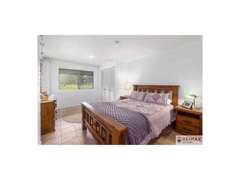 10 Malcolm Street, Beachmere QLD 4510