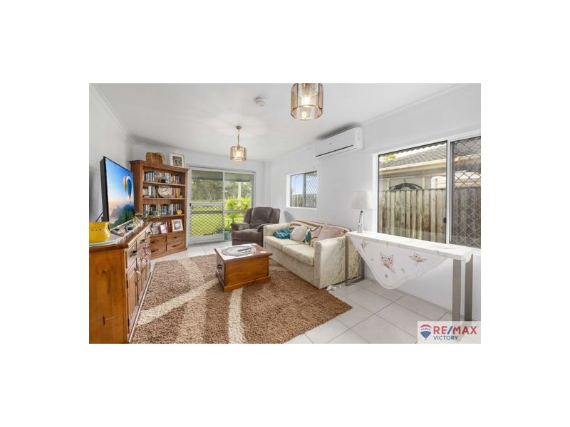 10 Malcolm Street, Beachmere QLD 4510