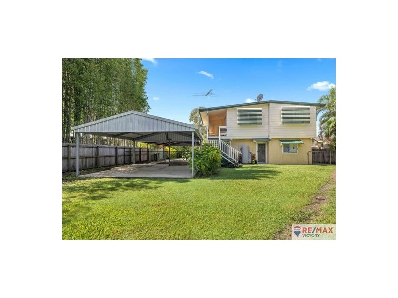 10 Malcolm Street, Beachmere QLD 4510