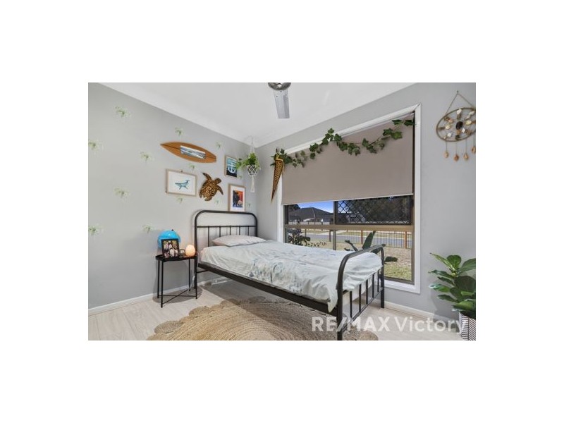 42 Moatah Drive, Beachmere QLD 4510