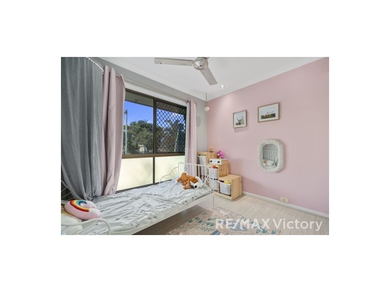 42 Moatah Drive, Beachmere QLD 4510