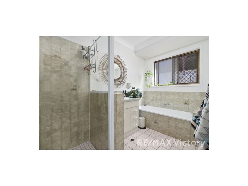 42 Moatah Drive, Beachmere QLD 4510