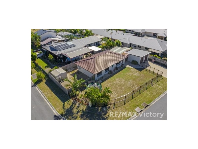 42 Moatah Drive, Beachmere QLD 4510