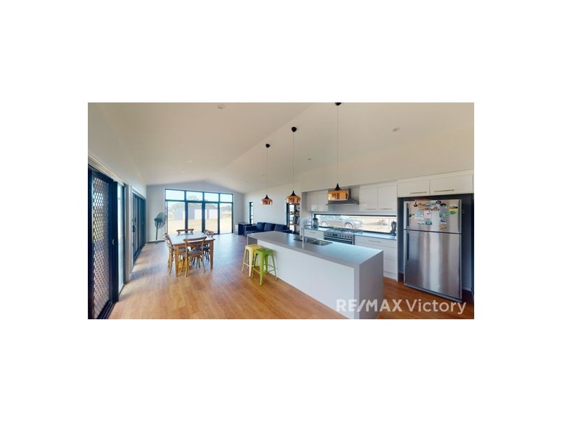 109 Elena Court, Elimbah QLD 4516