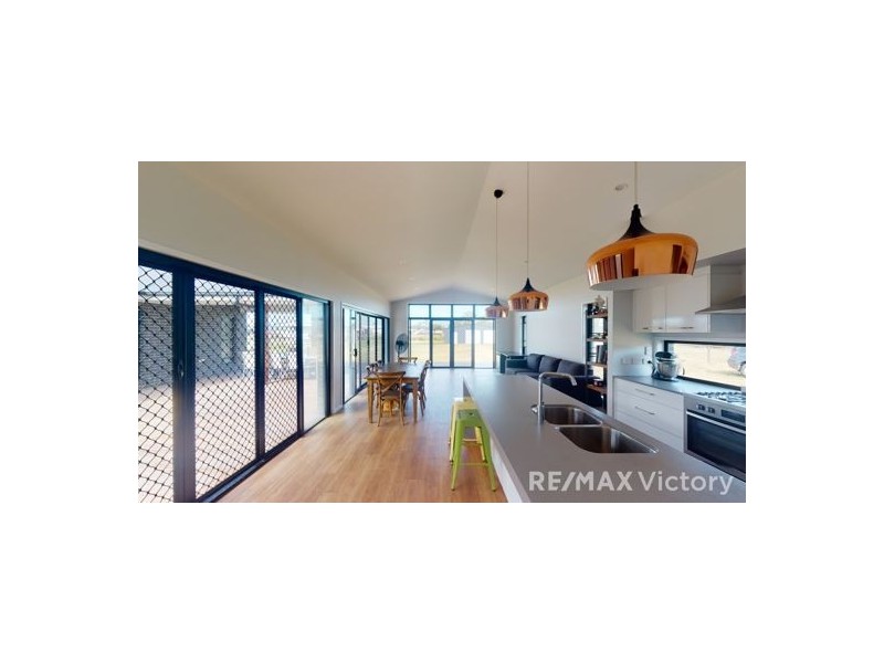 109 Elena Court, Elimbah QLD 4516