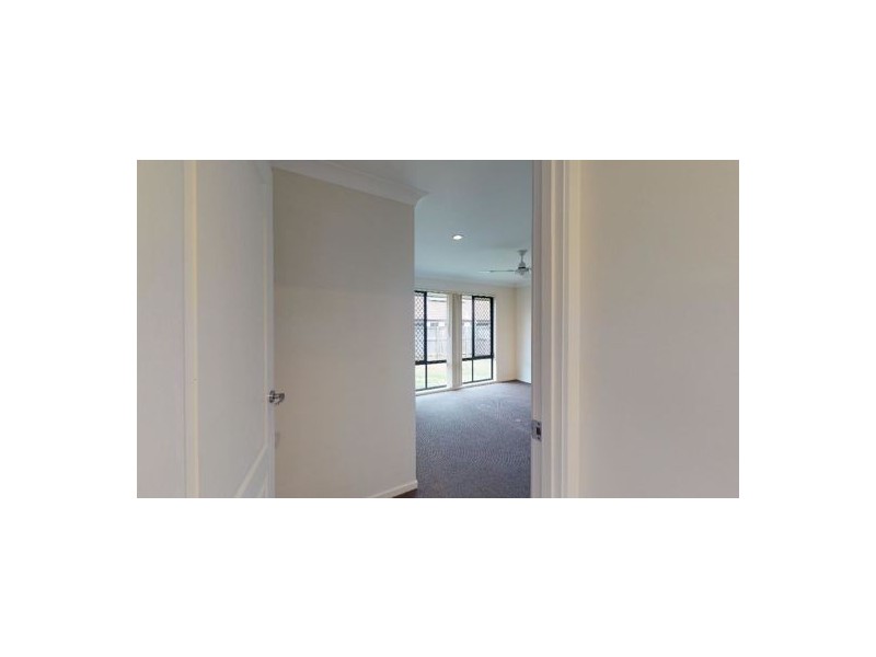 4 Woodfern Drive, Upper Caboolture QLD 4510