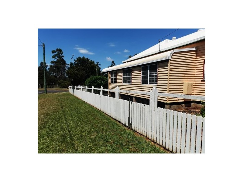 68 Haly Street, Kingaroy QLD 4610