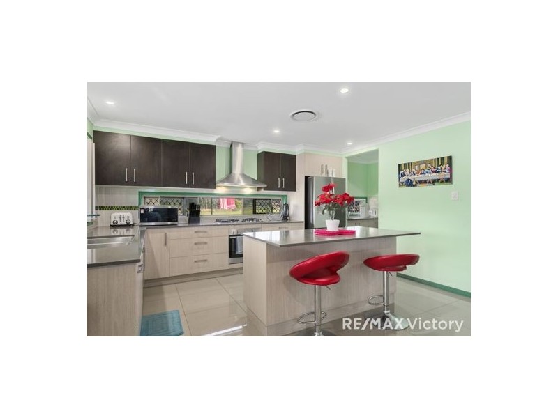 27 Cochran Street, Woodford QLD 4514