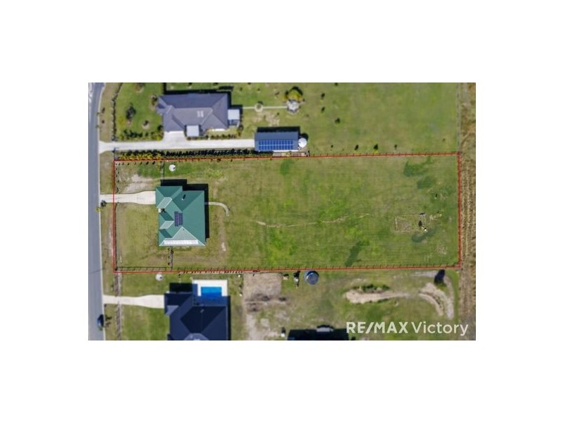 27 Cochran Street, Woodford QLD 4514