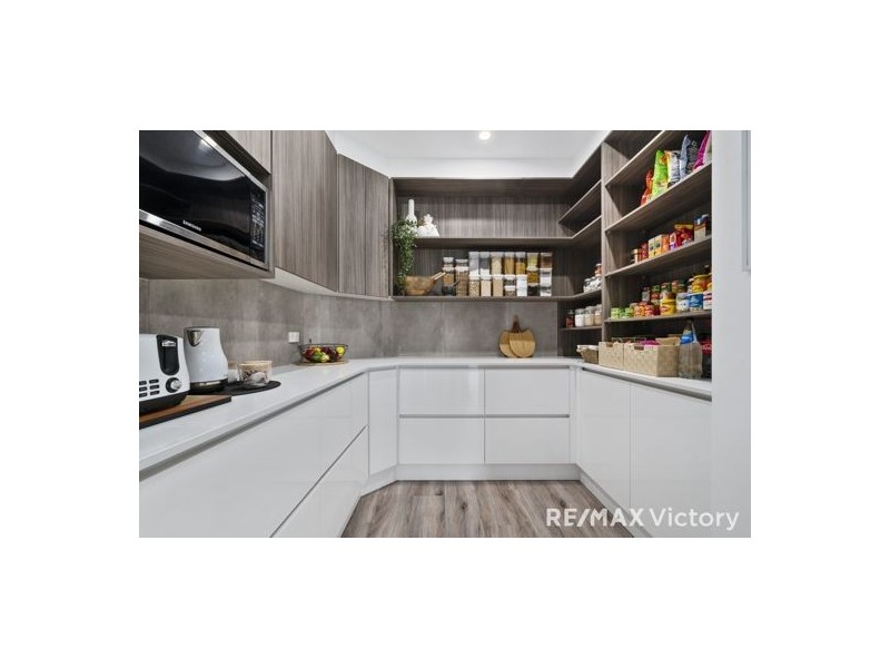 107 Sippel Drive, Woodford QLD 4514