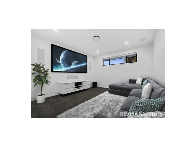 107 Sippel Drive, Woodford QLD 4514