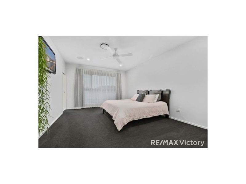 107 Sippel Drive, Woodford QLD 4514