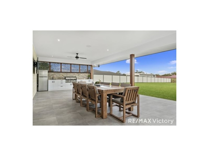 107 Sippel Drive, Woodford QLD 4514