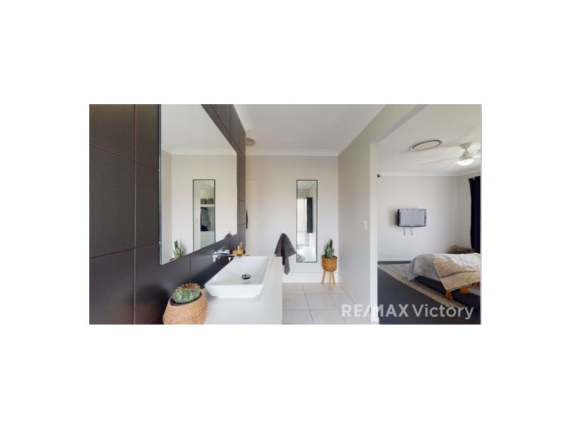 136 Mountaintrack Drive, Wamuran QLD 4512