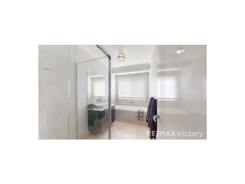 136 Mountaintrack Drive, Wamuran QLD 4512