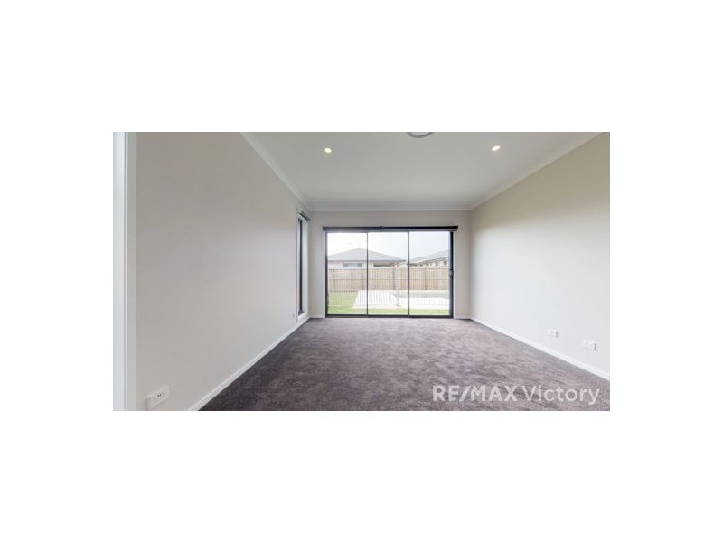 154 Water Gum Crescent, Ningi QLD 4511