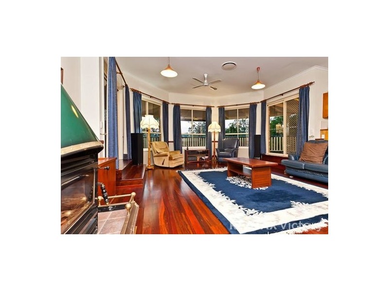 214 Old North Road, Wamuran QLD 4512