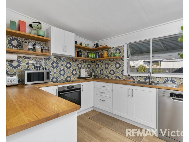 10 Second Avenue, Toorbul QLD 4510