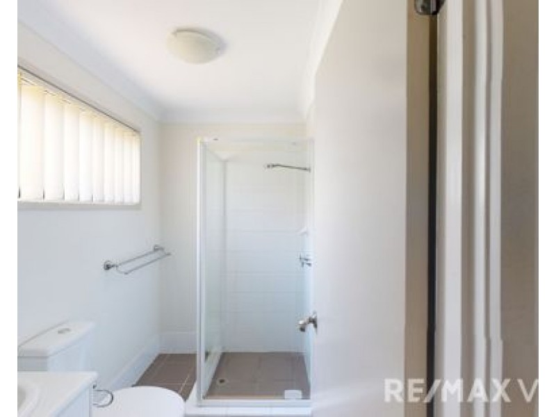 8/2 Station Road, Burpengary QLD 4505