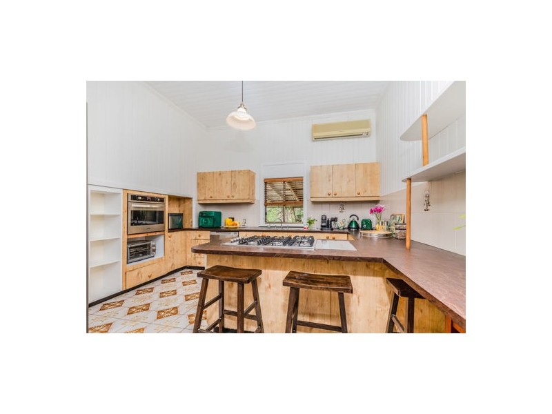 145 Petersen Road, Morayfield QLD 4506