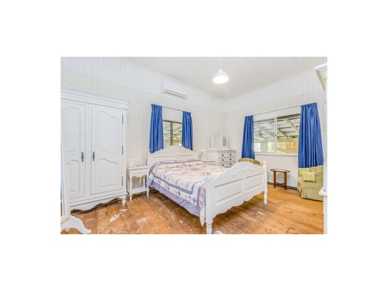 145 Petersen Road, Morayfield QLD 4506