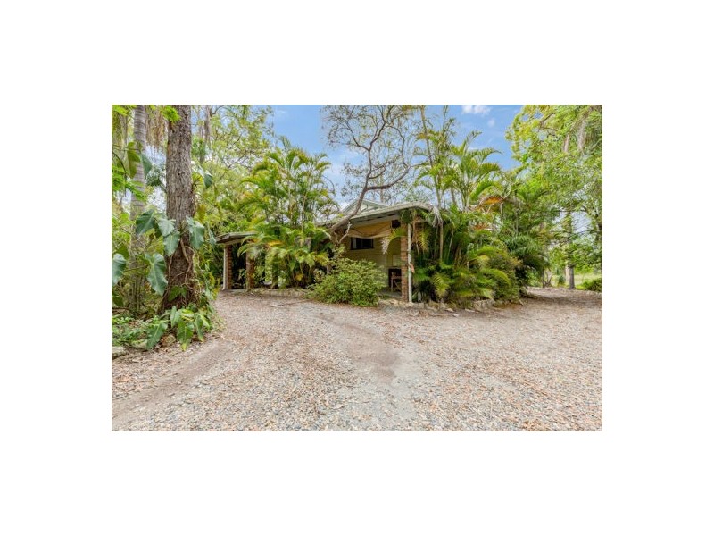 145 Petersen Road, Morayfield QLD 4506