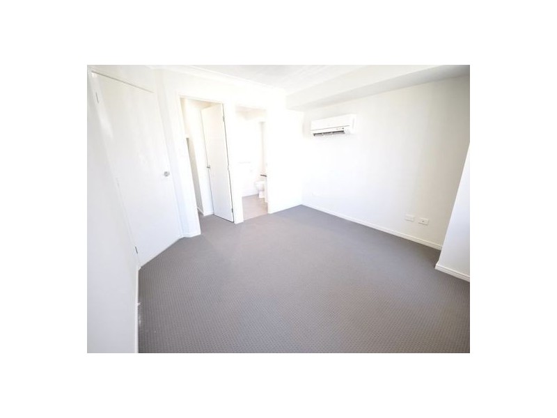 21 Feather Court, Morayfield QLD 4506