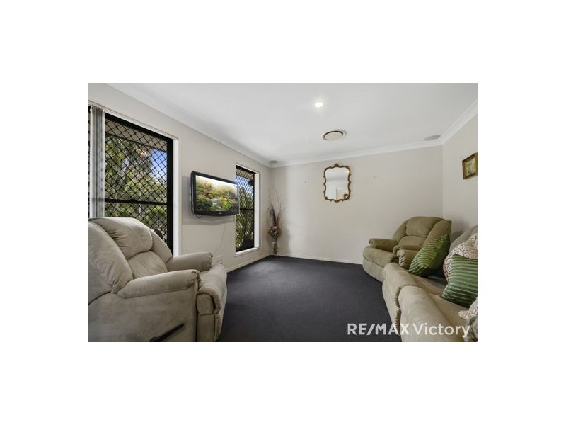 26 Dicarlo Drive, Morayfield QLD 4506