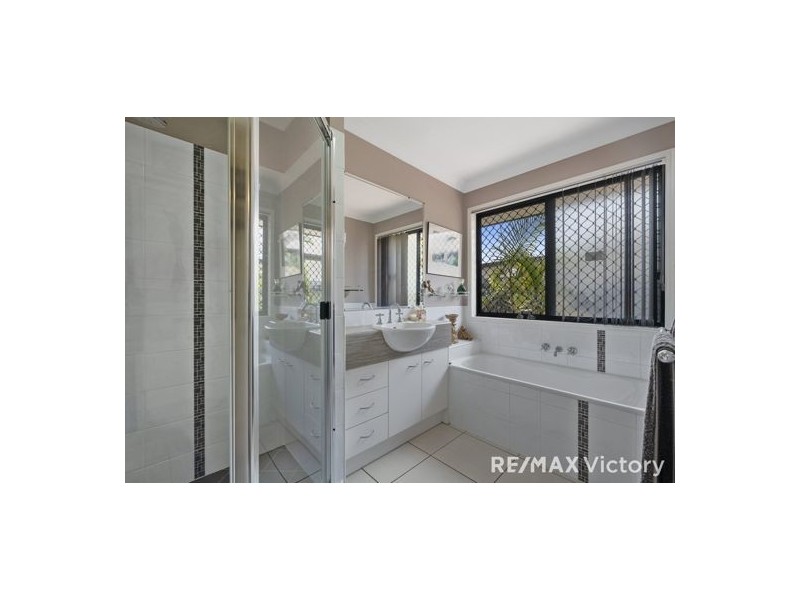 26 Dicarlo Drive, Morayfield QLD 4506