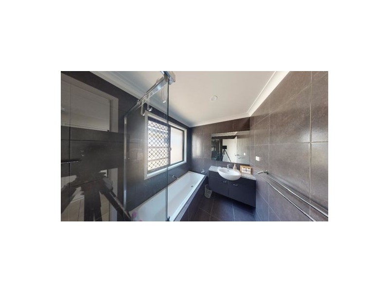 28 Broadwater Road, Morayfield QLD 4506