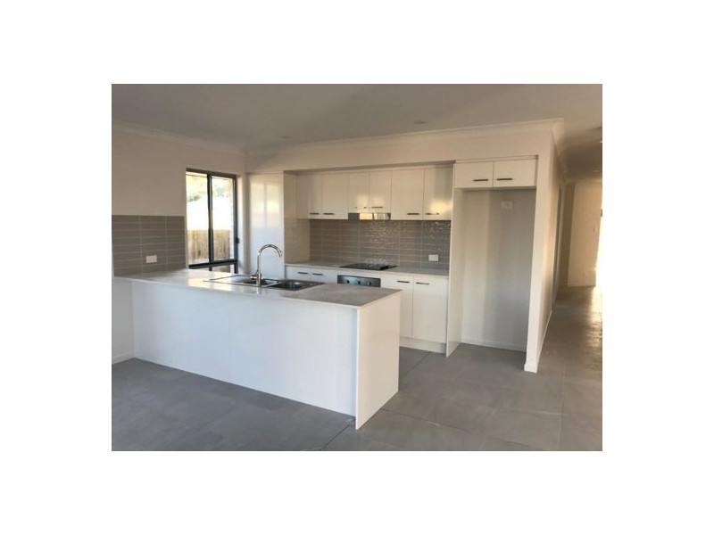 6 Alexandrina Street, Morayfield QLD 4506