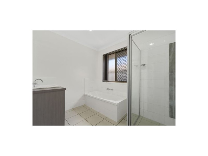 39 Seville St, Bellmere QLD 4510