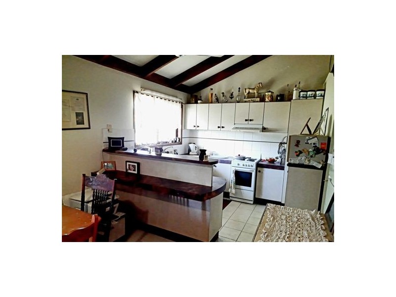 2 Cato Ct, Caboolture South QLD 4510